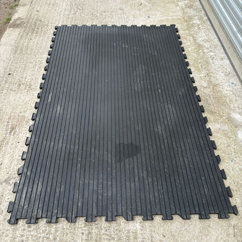 Horse Stable Mats - Premium Rubber